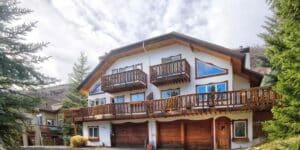 Photo of exterior of 2109 B Chamonix vacation rental in Vail